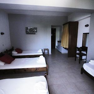 Economy Üç Kişilik Oda